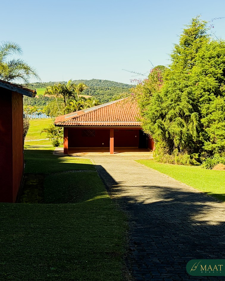 Uma estrutura completa para viver a represa.